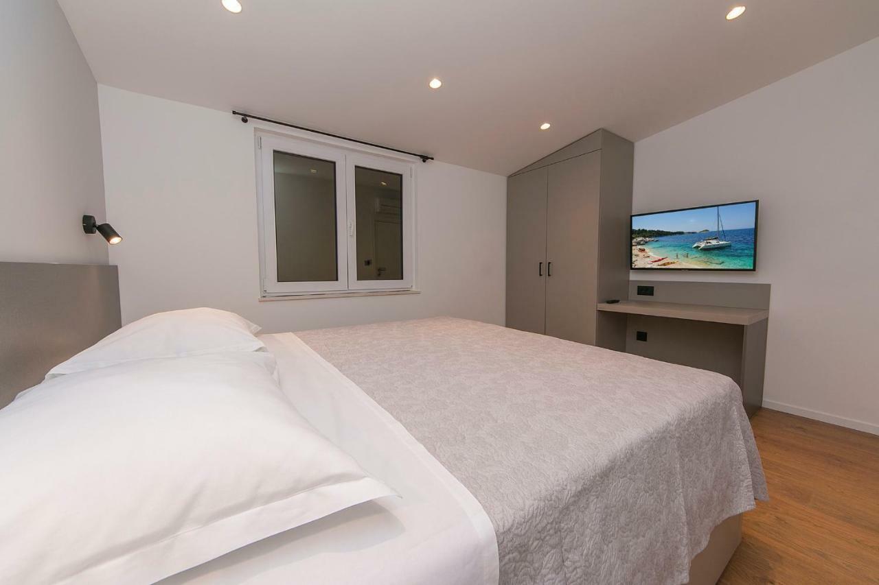 بريلا Apartments Juric المظهر الخارجي الصورة